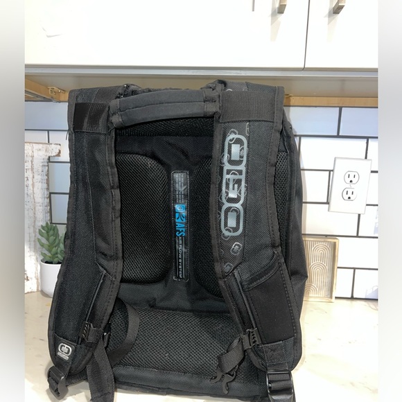 Ogio Backpack - Picture 2 of 5